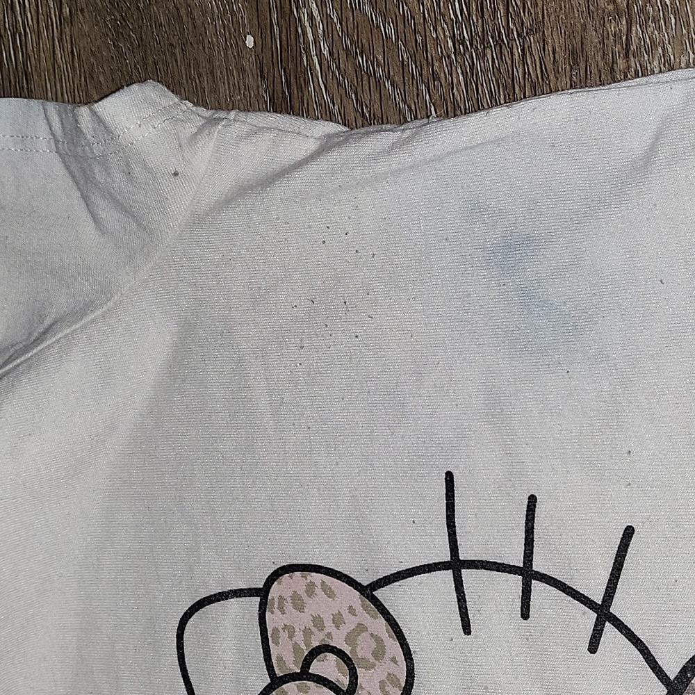 🎒🩷Hello Kitty Shirt - Picture 3 of 5